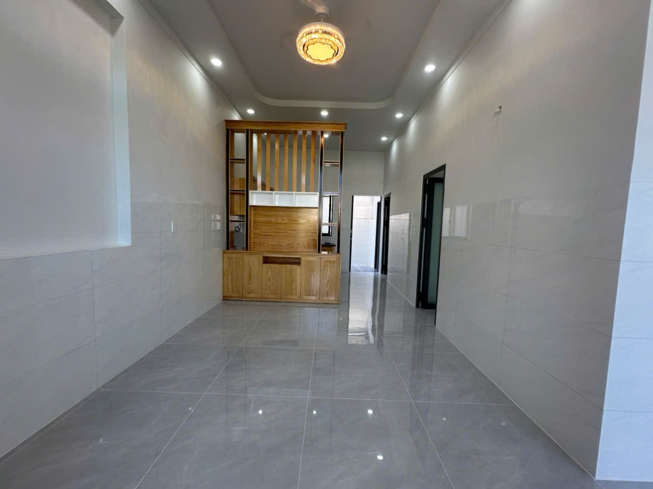 Bán nhà trung tâm Long Điền giá 1 tỷ 650 triệu, ngang 7m