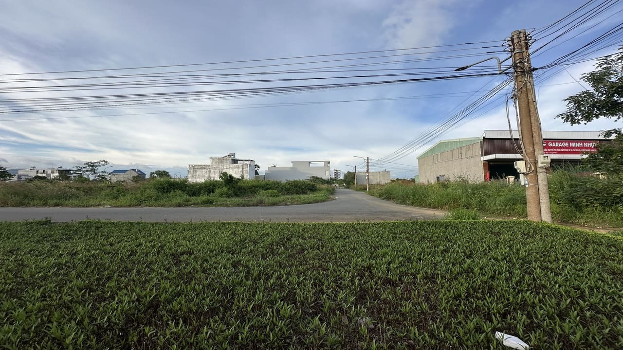 Bán đất giá rẻ Long Điền trung tâm thị trấn gần vòng xoay cao tốc