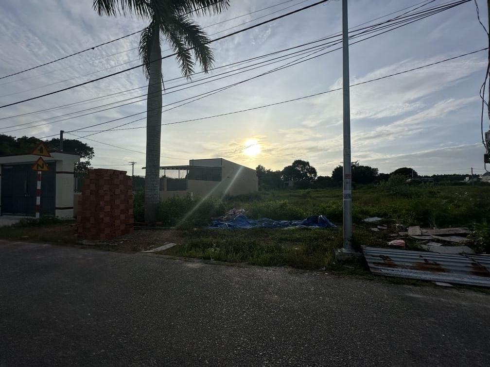 Bán đất mặt tiền An Phước Dinh Cố Long Điền giá 1 tỷ 500 triệu