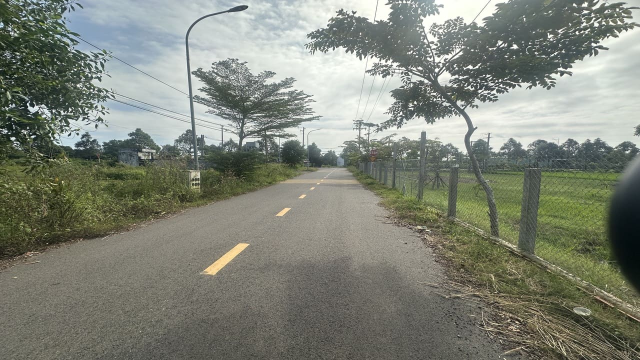 Đất mặt tiền Long Tân Đất Đỏ gần khu nghỉ dưỡng Bòn Bon 1.1 tỷ