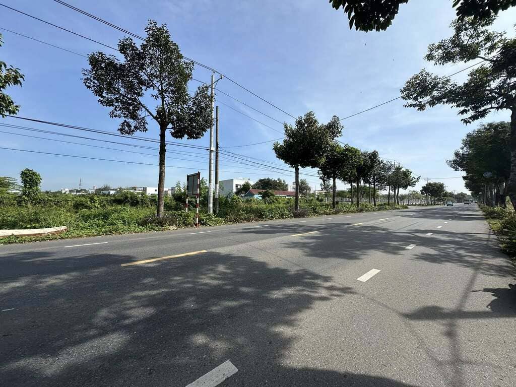 Bán đất mặt tiền Quốc Lộ 55 đối diện UBND Long Điền giá 2.6 tỷ