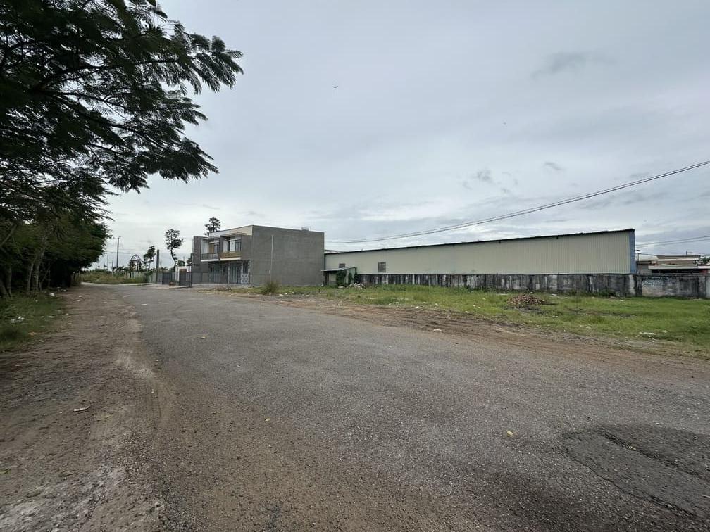 Bán đất mặt tiền tỉnh lộ 44A  Long Điền giá tốt