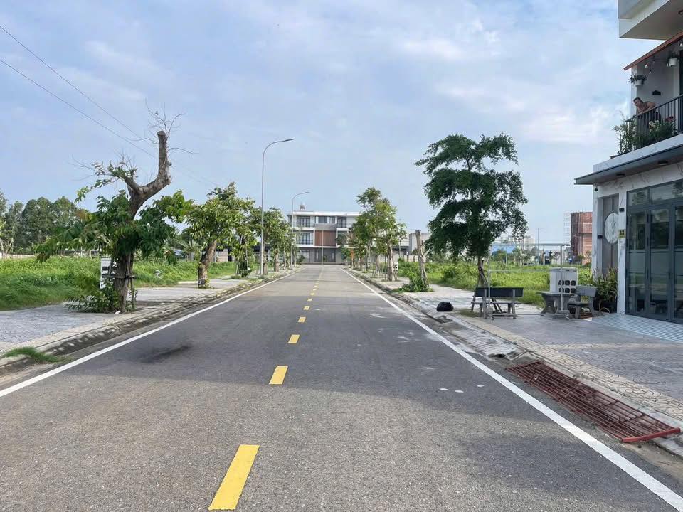 Bán đất TĐC Phước Hưng Bà Rịa hướng Tây giá 2 tỷ 580