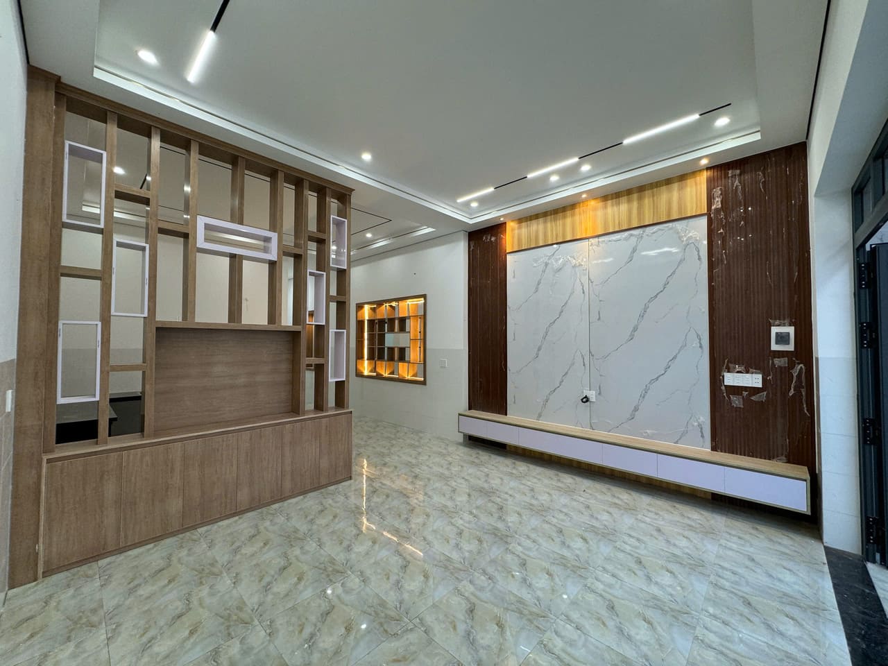 Bán nhà An Ngãi Long Điền giá rẻ vừa hoàn thiện đẹp hiện đại