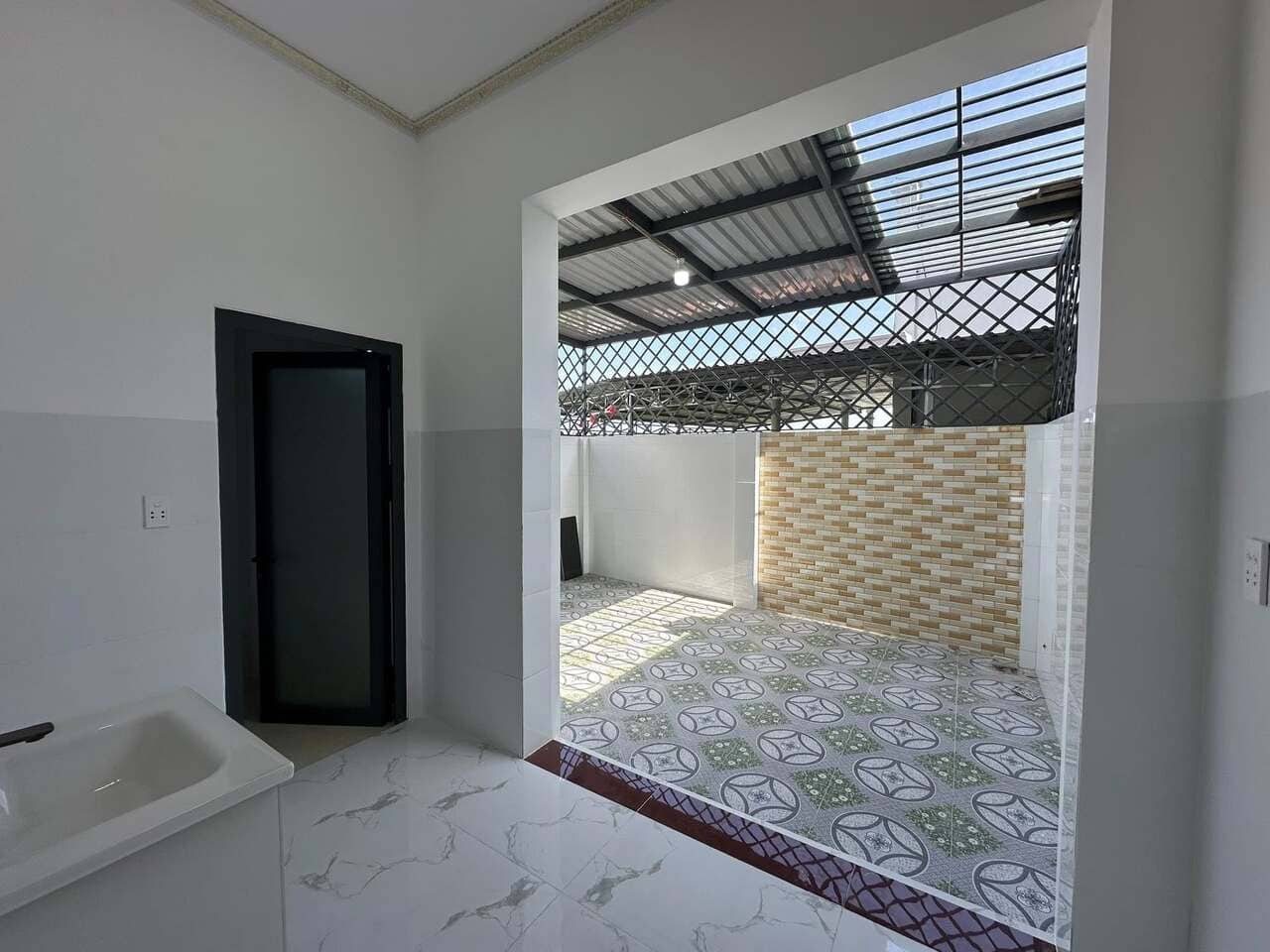 Bán nhà lầu Long Điền phong cách tân cổ điển 5x26 giá 3 tỷ 250