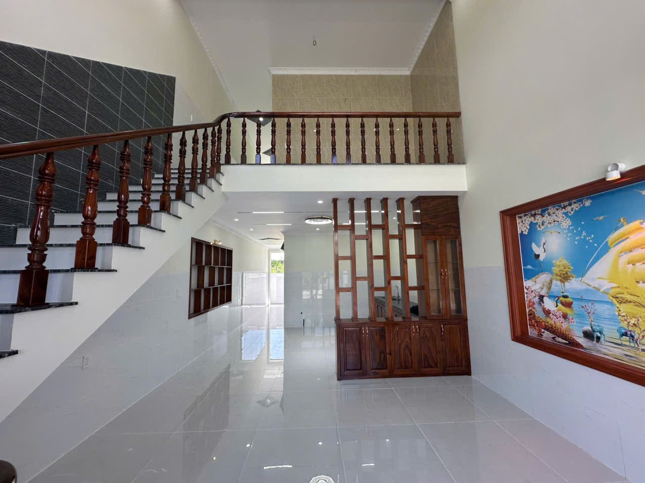Bán nhà lầu lửng 5x20 Long Điền giá 2,6 tỷ