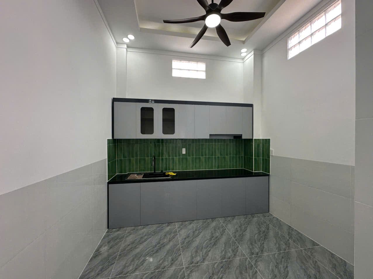 Bán nhà Long Điền đường Cao Văn Ngọc 2 phòng ngủ giá 2 tỷ 250 triệu