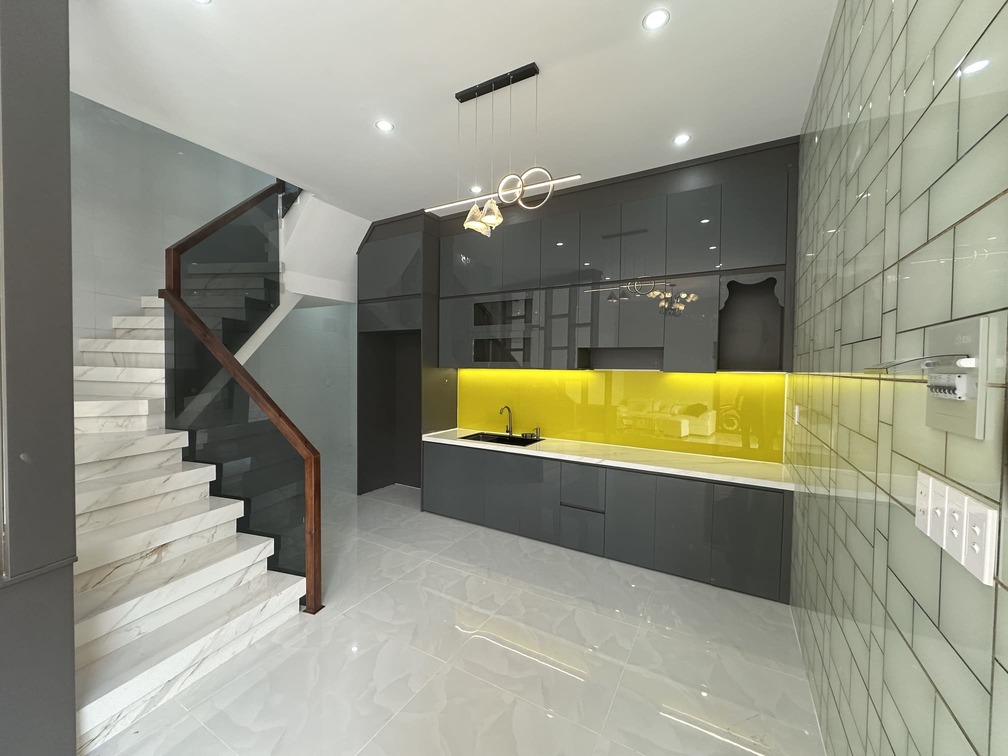 Bán nhà Long Điền giá rẻ gần cổng chào trung tâm giá 2 tỷ 500 triệu