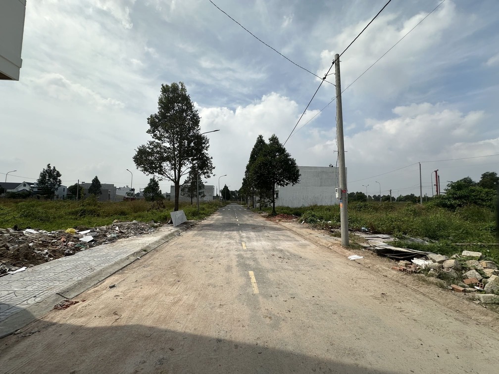 Bán nhà Long Điền giá rẻ gần cổng chào trung tâm giá 2 tỷ 500 triệu