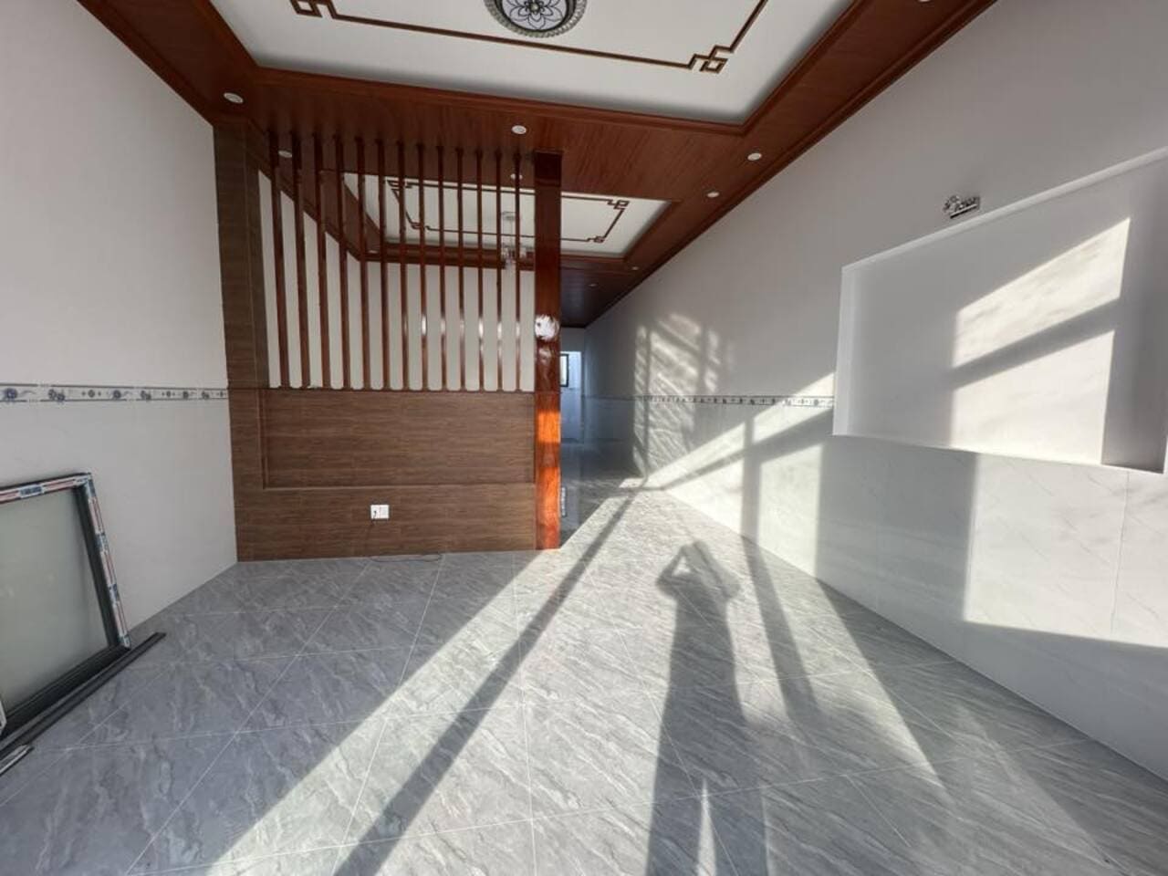 Bán nhà Long Điền 2 phòng ngủ mặt tiền đường nhựa giá 2 tỷ 100 triệu