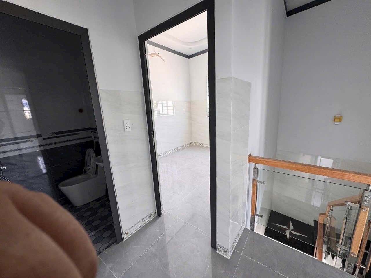 Bán nhà Long Điền mặt tiền Nguyễn Thị Hoa 90m2 giá 2 tỷ 850