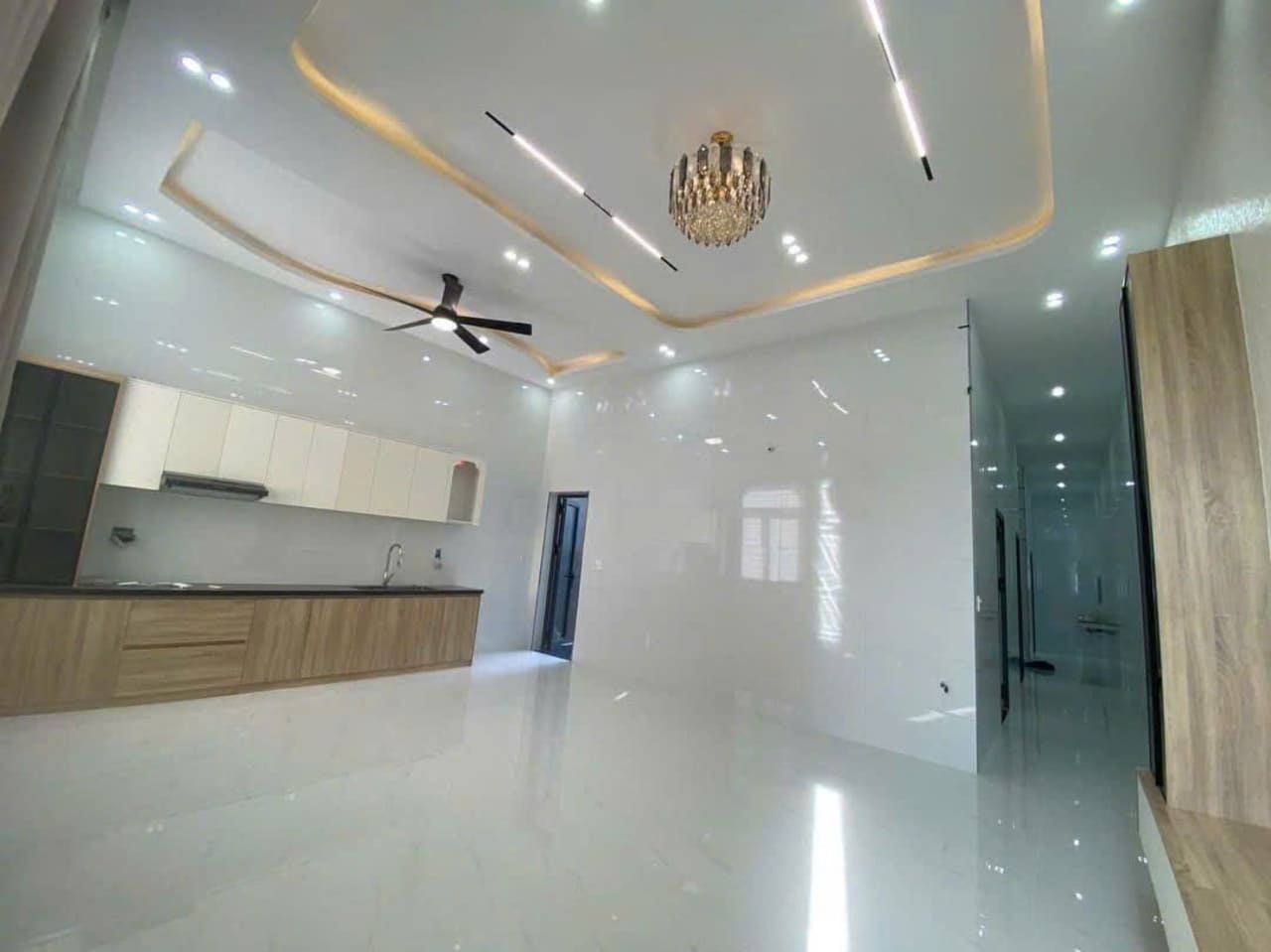 Bán nhà Long Điền mới xây 3 phòng ngủ sân ô tô giá 2 tỷ 290 triệu