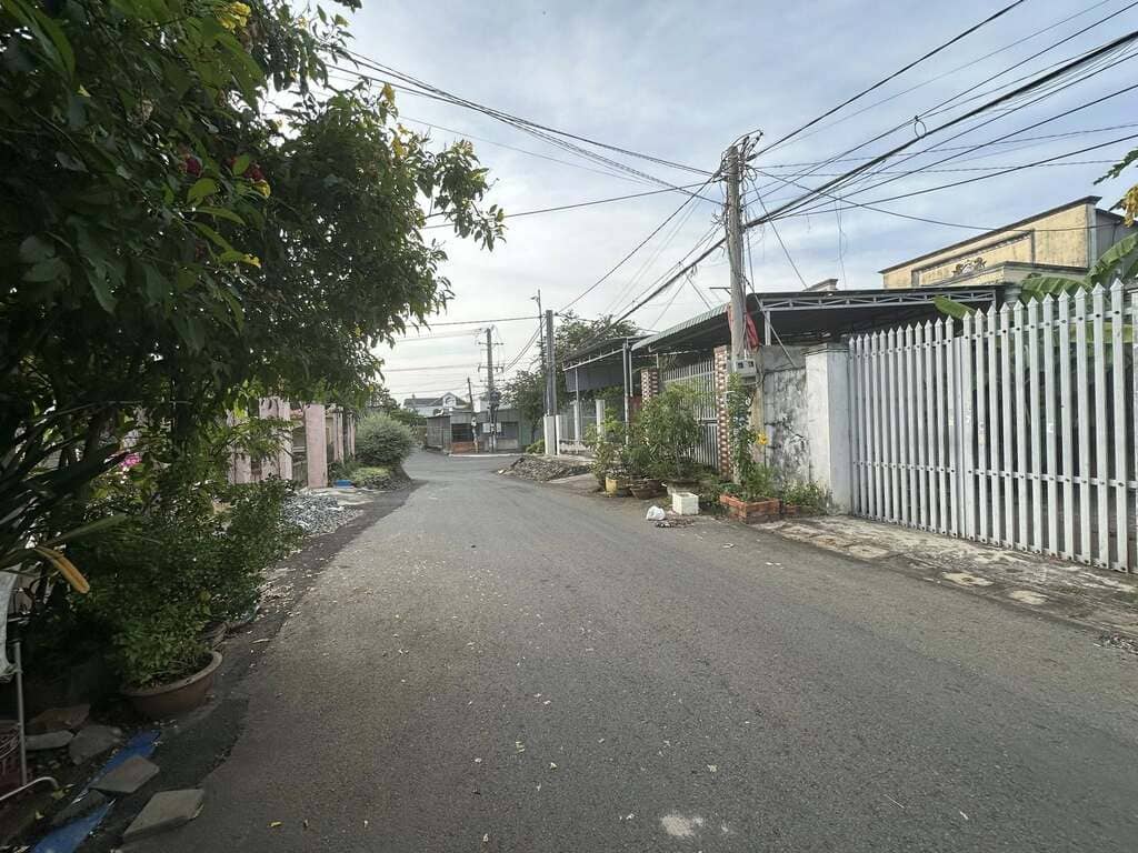 Bán nhà mặt tiền Mạc Đĩnh Chi Long Điền diện tích 6x43m giá 2 tỷ 950 triệu