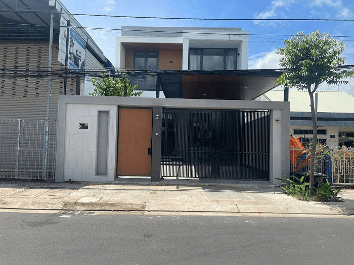 Nhà mặt tiền Trần Quang Diệu Bà Rịa Giá 6 Tỷ 950