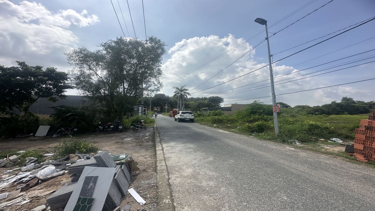 Bán nhà Tân Cổ Điển Long Điền đường nhựa lớn giá tốt