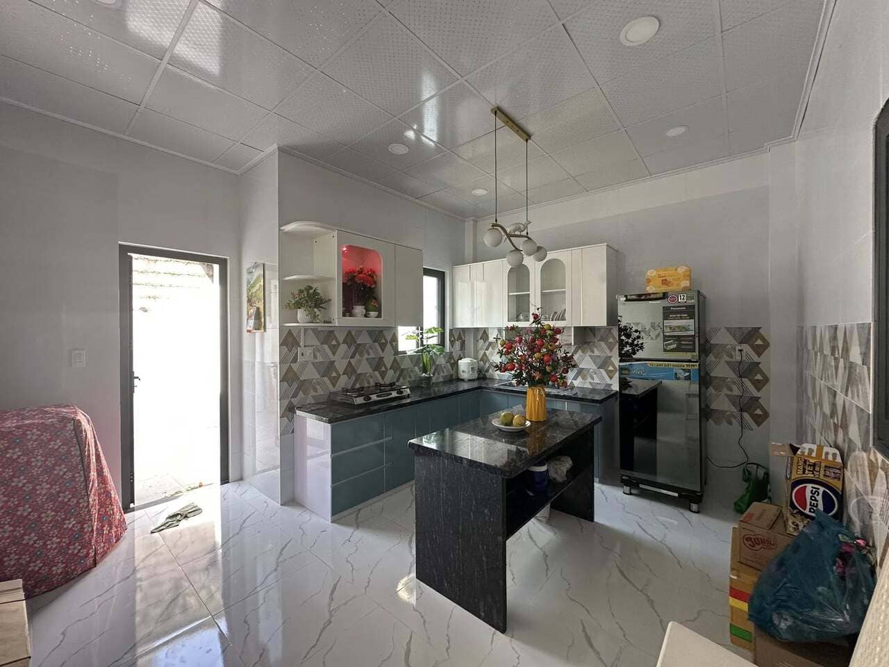 Bán nhà thị trấn Đất Đỏ gần vòng xoay Võ Thị Sáu giá 2 tỷ 350 triệu