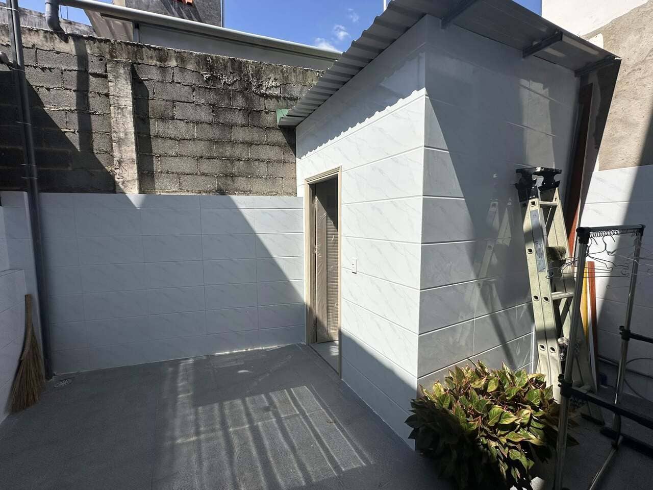 Bán nhà thị trấn Đất Đỏ gần vòng xoay Võ Thị Sáu giá 2 tỷ 350 triệu