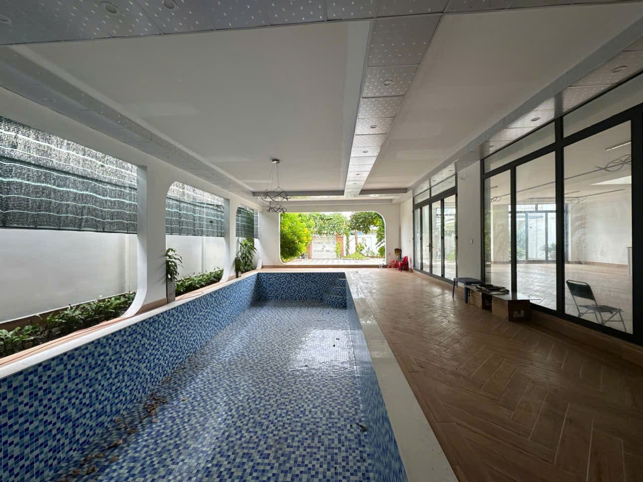 Bán villa hồ bơi trung tâm TP Bà Rịa đường Nguyễn Mạnh Hùng giá 13 tỷ