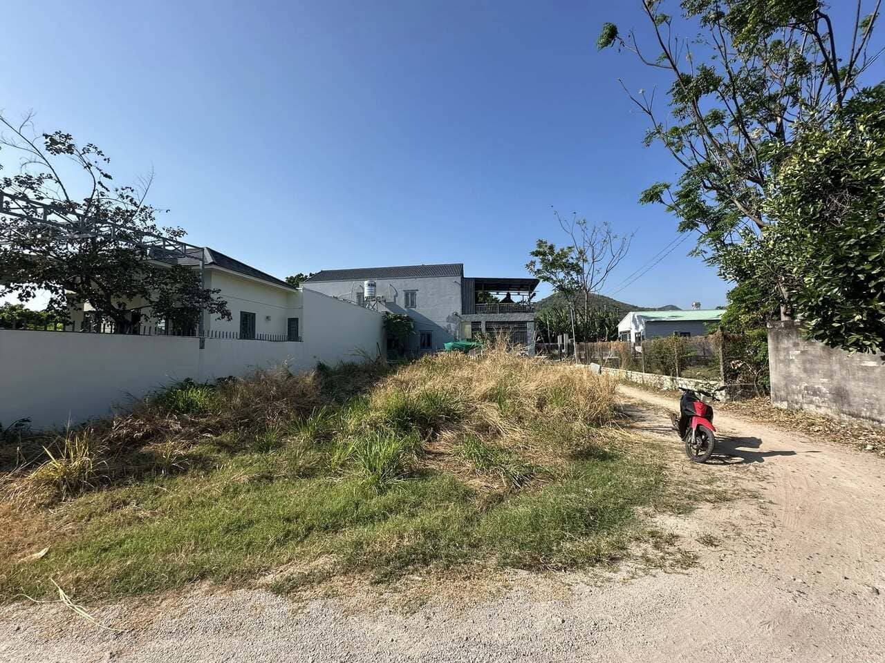 Đất biệt thự Kim Dinh lô góc 2 mặt tiền 12x29 giá 3.2 tỷ