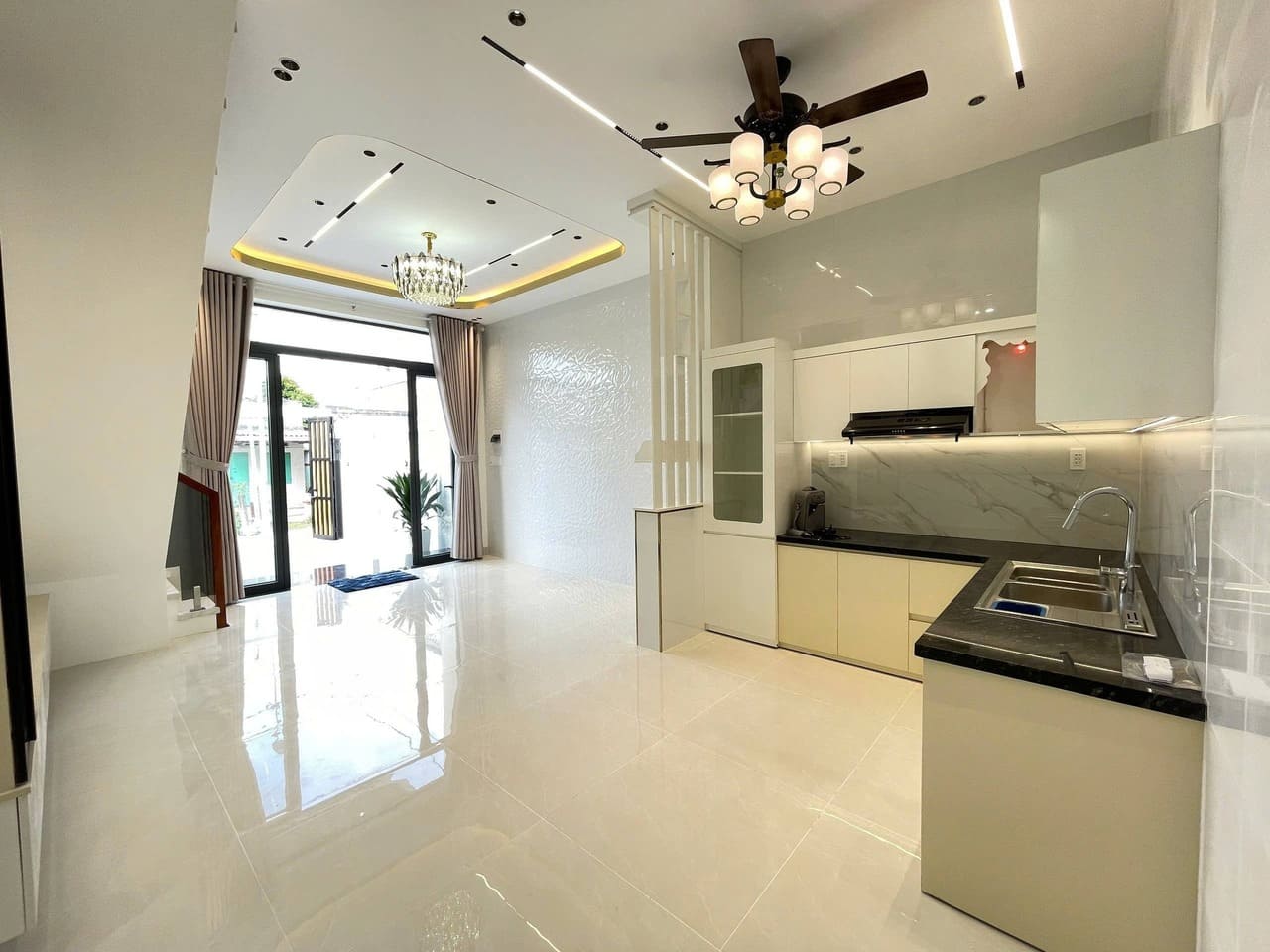 Nhà đẹp An Ngãi Long Điền 1 trệt 1 lầu gần chợ giá 2 tỷ 650 triệu