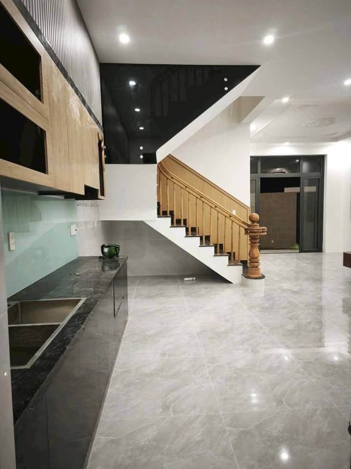 Nhà đẹp mới xây trung tâm Long Điền 3 phòng ngủ giá 3 tỷ 250 triệu