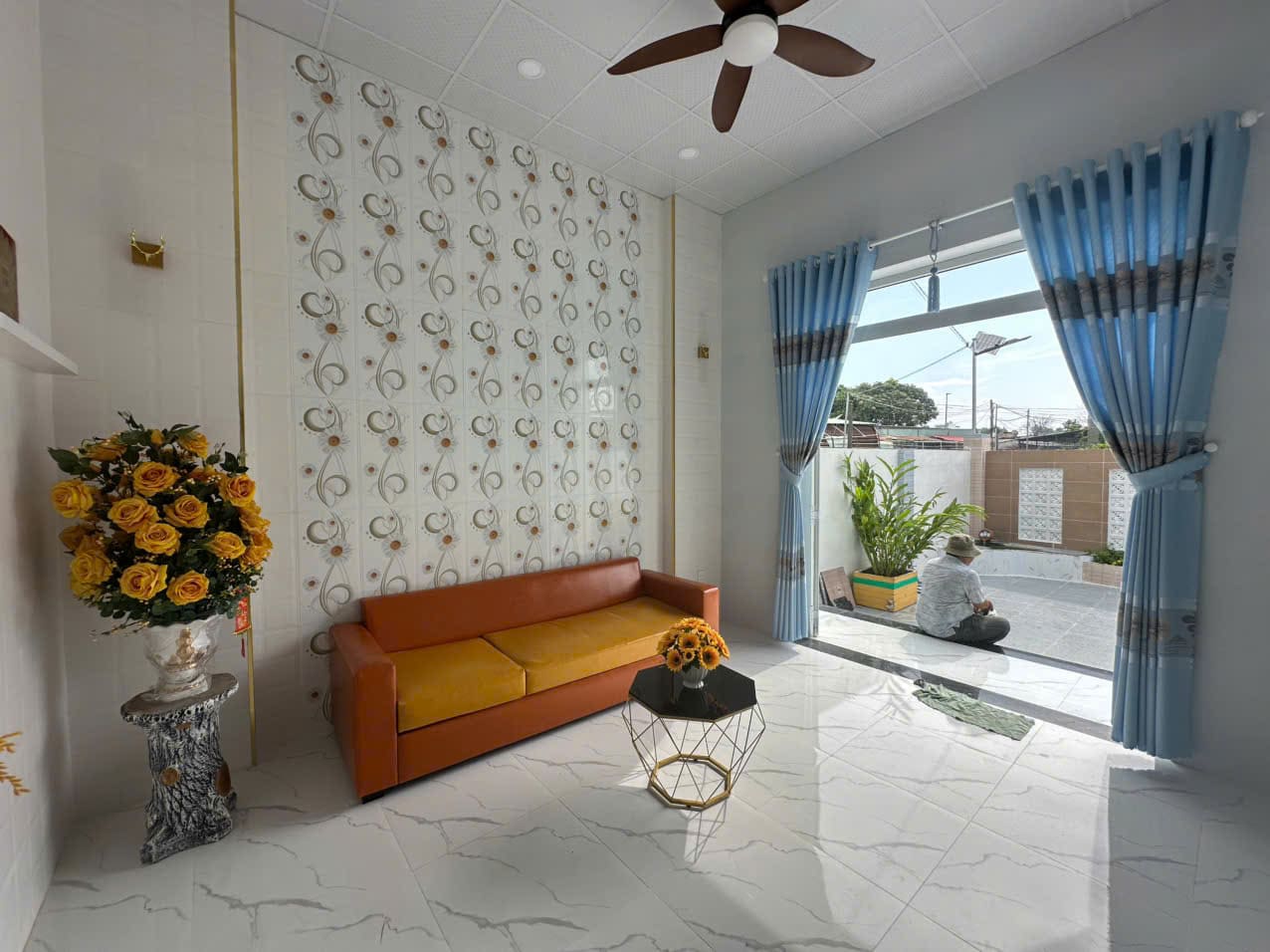 Bán nhà trung tâm Long Điền 7x23m giá 1 tỷ 969 triệu