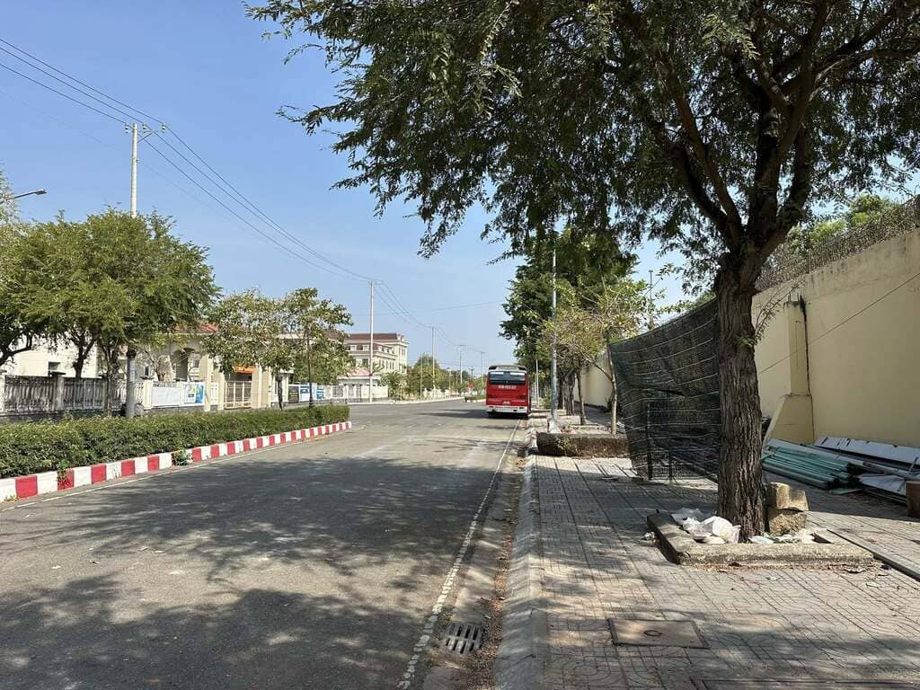 Nhà mới xây Long Điền 2 mặt tiền nhựa trung tâm giá 3 tỷ 290 triệu