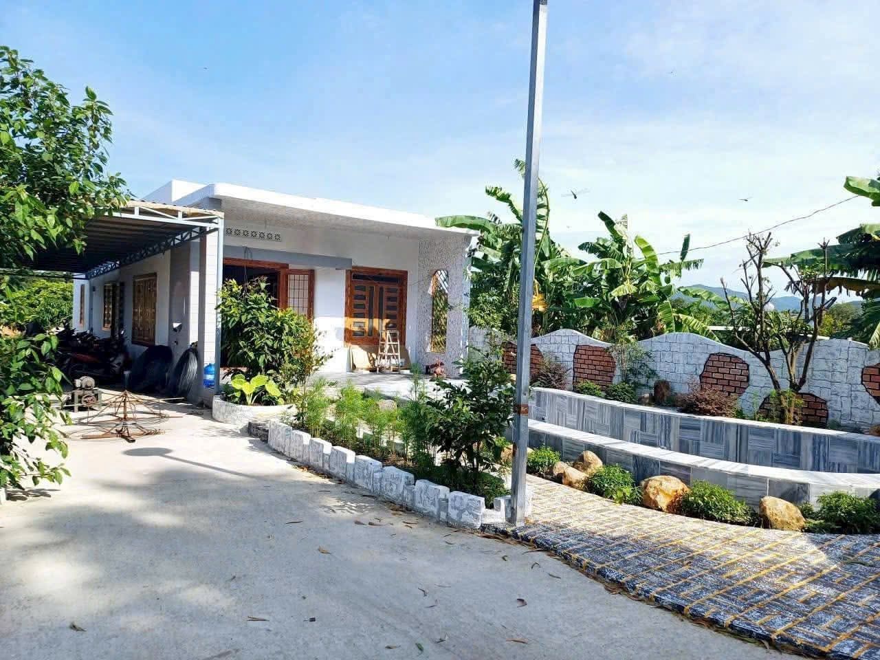 Bán nhà vườn Phước Hải 707m² có hồ bơi giá 3.6 tỷ – thổ cư 100m² sổ riêng