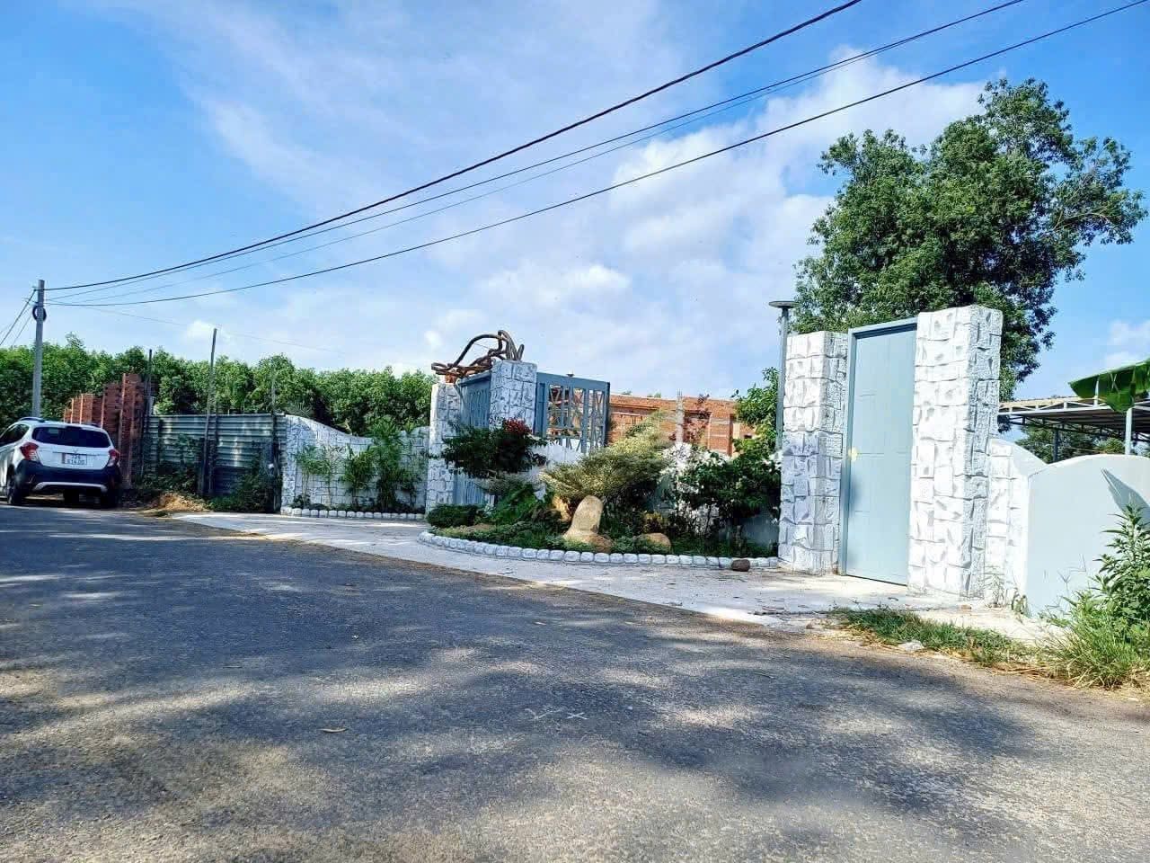 Bán nhà vườn Phước Hải 707m² có hồ bơi giá 3.6 tỷ – thổ cư 100m² sổ riêng