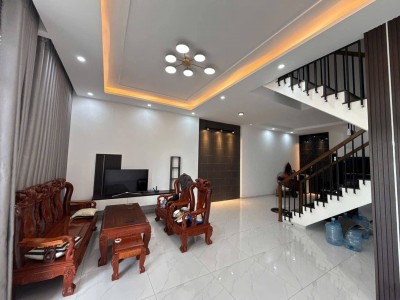 Bán nhà đẹp khu vực Quán Dê Bà Rịa giá 5,2 tỷ - Sổ hồng riêng, ở ngay