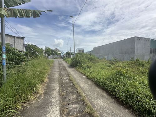 Bán đất Long Điền giá rẻ mặt tiền bê tông 5m gần TL 44B  chỉ 900 triệu