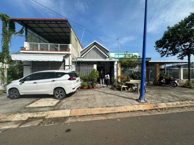 Bán Nhà Mặt Tiền Tạ Văn Sáu Đất Đỏ 100m² Giá 1,8 Tỷ
