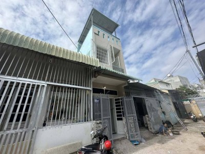 Bán nhà Vũng Tàu 1 trệt 2 lầu hẻm 828 gần đường A4 giá 1 tỷ 950 triệu