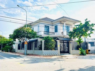 Bán biệt thự căn góc tại trung tâm TP Bà Rịa BRVT diện tích 200m