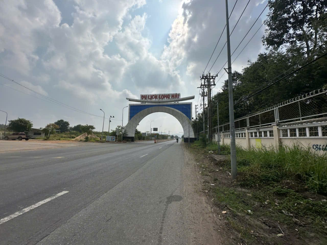 chú Thích Hinh Anh về nhà đất long điền