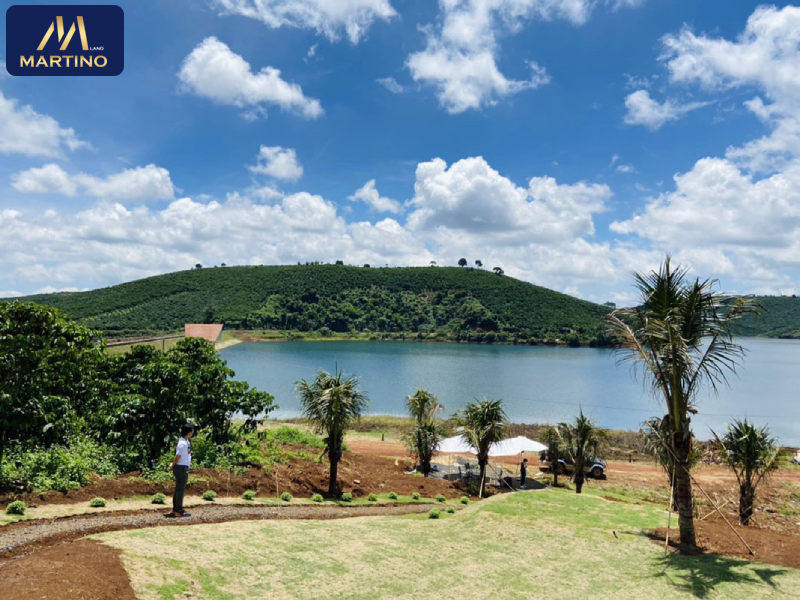 đất bảo lộc view hồ