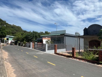 Bán đất vườn Bà Rịa Vũng Tàu giá rẻ diện tích 580m vị trí đẹp thổ cư 90m