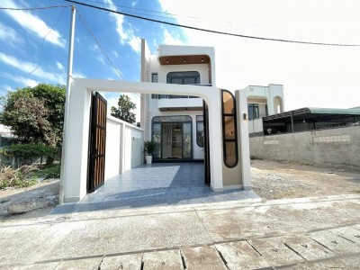 Nhà đẹp An Ngãi Long Điền 1 trệt 1 lầu gần chợ giá 2 tỷ 650 triệu