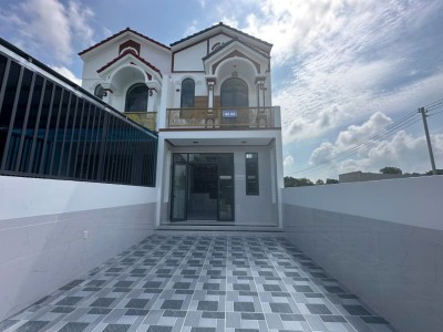 Bán nhà mái Thái mặt tiền Cao Văn Ngọc Long Điền, 1 trệt 1 lầu giá 2,9 tỷ