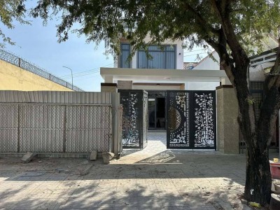 Nhà mới xây Long Điền 2 mặt tiền nhựa trung tâm giá 3 tỷ 290 triệu