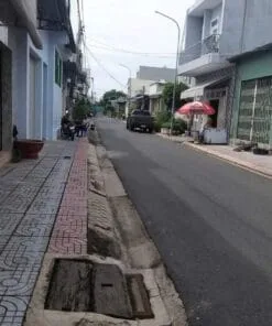Bán dãy phòng trọ 100m2 hẻm đường 30/4