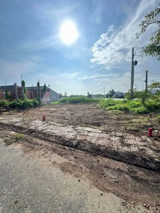 Nhà đất Long Điền: Đất nền 97m2 đường nhựa vỉa hè giá 1.75 tỷ