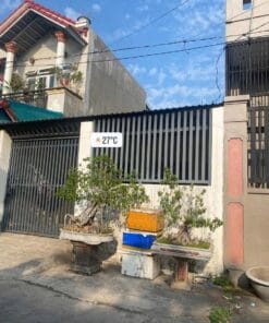 Bán nhà đẹp mặt tiền bờ kênh hẻm 780