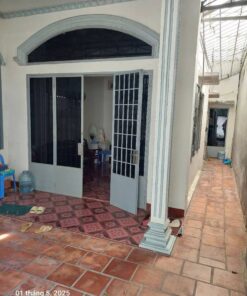 Bán gấp nhà cấp 4 hẻm đối diện trường học C1 Phước Thắng