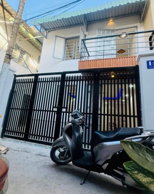 Bán nhà đẹp hẻm Đa Su đường Trần Bình Trọng