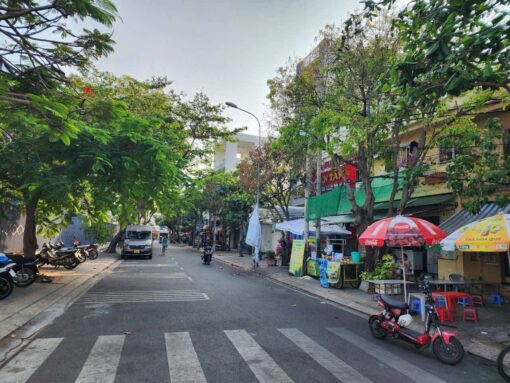 Bán 2 căn nhà 1 trệt 1 lầu đường vỉa hè P Thắng Tam