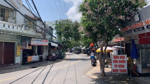 Bán đất tặng nhà cấp 4 mặt tiền đường Đô Lương