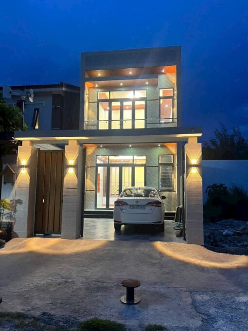Bán nhà 1 trệt 1 lầu Long Điền BRVT