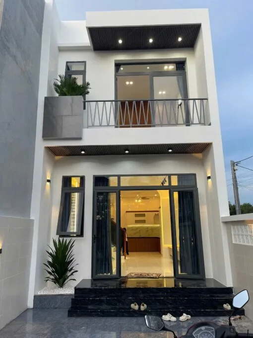 Bán nhà đẹp Long Điền